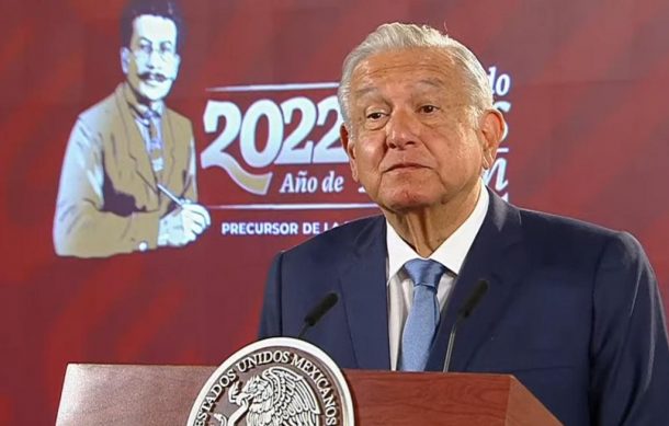 INE organiza a regañadientes la revocación de mandato, acusa López Obrador