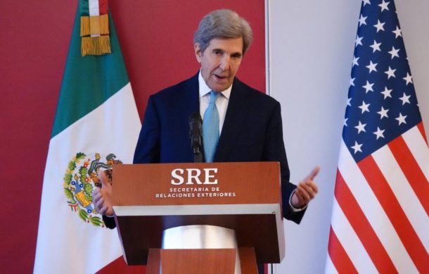 Urge frenar el calentamiento global, dice Kerry, de visita en Oaxaca