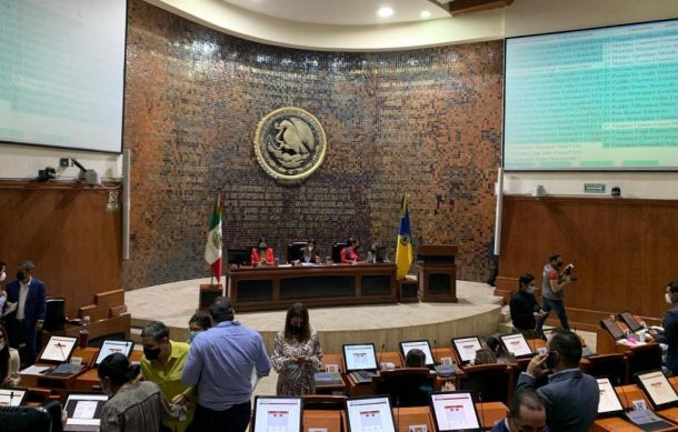 Retoman diputadas actividades en favor de mujeres