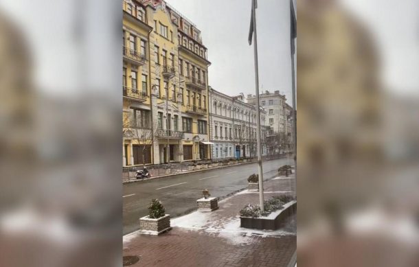 Atacan torre de televisión de Kiev; hay cinco muertos