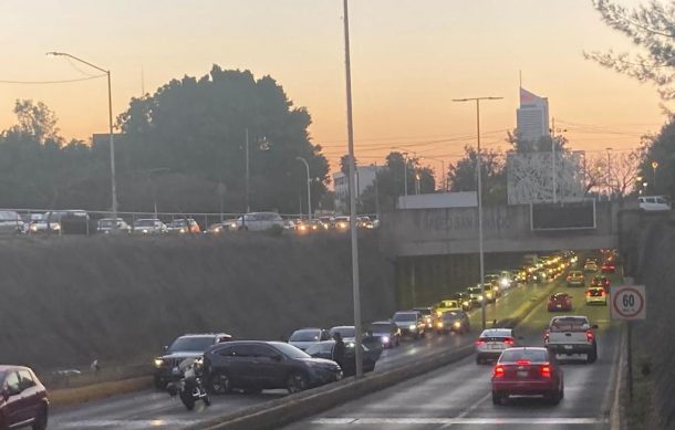 Rejilla sin tapa provoca choque múltiple en túnel de San Ignacio