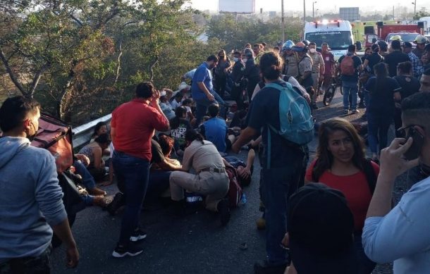 Saldo de 25 heridos deja choque sobre la carretera a Chapala