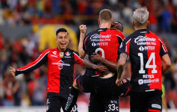 Atlas vence a Necaxa gracias a Furch y Quiñones