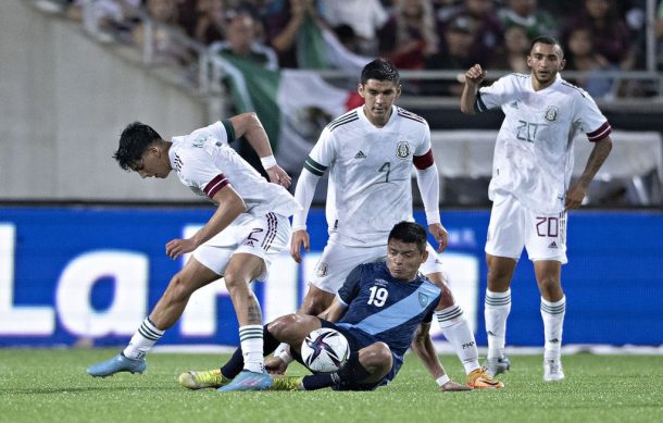 México y sus caras nuevas no pueden con Guatemala