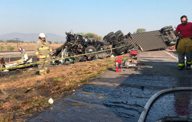 Accidente carretero en el municipio de La Barca deja dos muertos