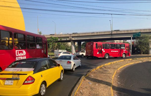 Dejan sin semáforos el cruce de Mariano Otero y Lázaro Cárdenas