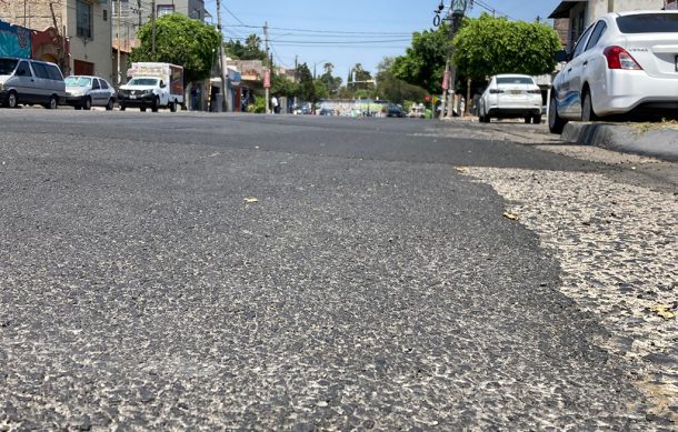 Preocupa a vecinos de la avenida de Los Maestros aparición de socavones