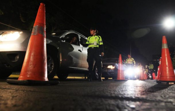 Envían a seis automovilistas al Curva la noche del Grito