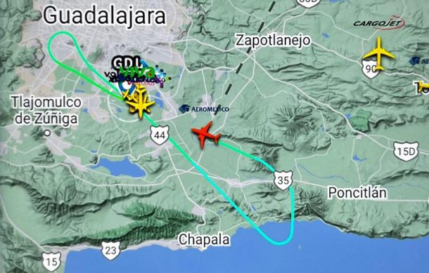 Avión sufre desperfecto durante despegue en Aeropuerto de Guadalajara