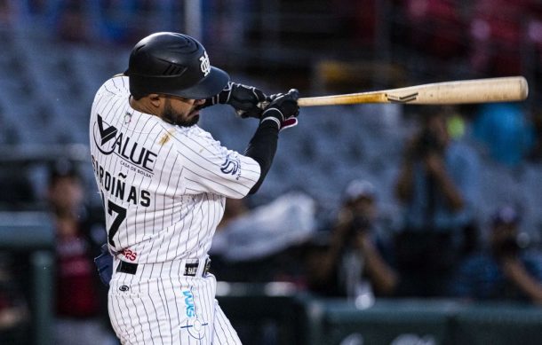 Cuadrangular de Luis Sardiñas da el triunfo a Mariachis sobre Guerreros de Oaxaca