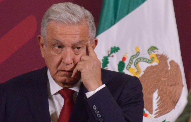 Reporta AMLO que la economía de México creció 2%