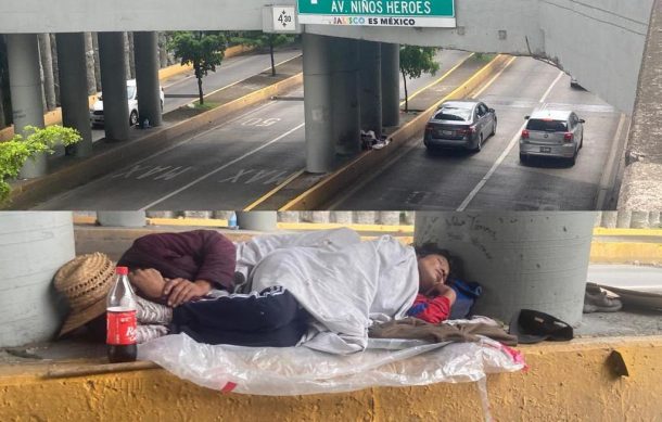 Indigentes duermen dentro de túnel de Niños Héroes y Washington