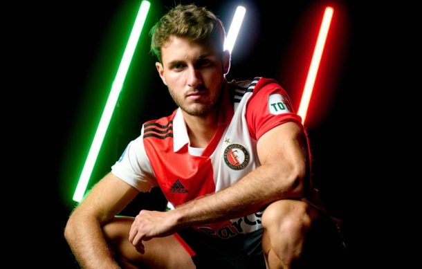 Dan la bienvenida a Santiago Giménez en Feyenoord