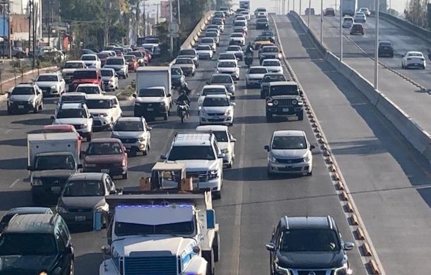 Complicada la circulación vehicular en Periférico Sur