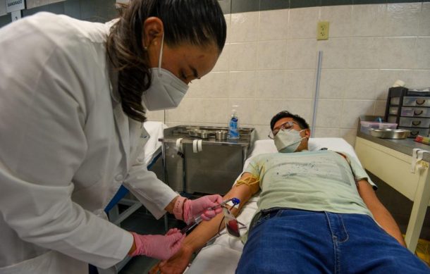 Suman 277 médicos especialistas cubanos contratados en México