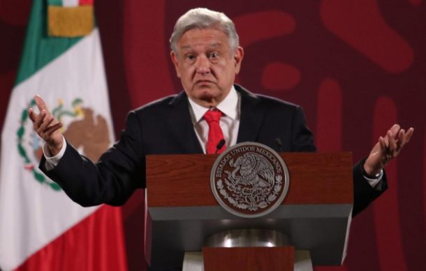 Se deslinda AMLO de investigación a Peña Nieto