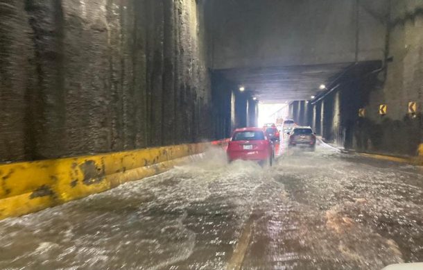 Lluvia afecta a túneles vehiculares de López Mateos