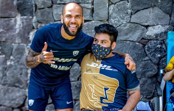 Dani Alves afirma que los mexicanos no se la creen y son conformistas