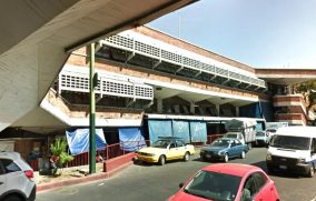 IMPI decomisa más de 27 mil productos pirata de la marca New Era en el mercado San Juan de Dios