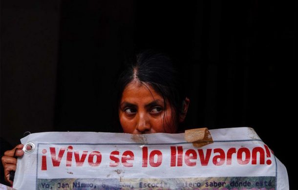 Afirma AMLO que de los 100 compromisos que hizo sólo le falta cumplir Ayotzinapa