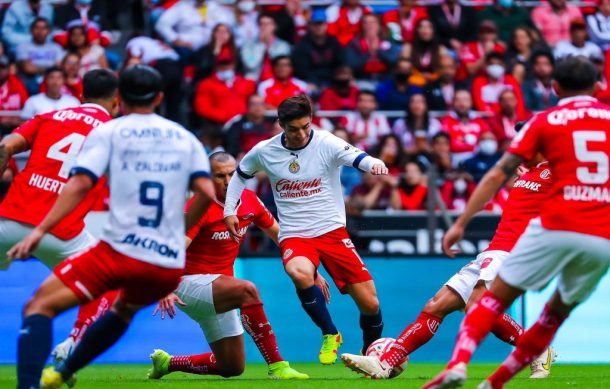 En juego de emociones, Toluca y Chivas empatan 0-0