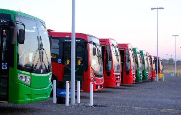 Capacitan a 63 mujeres conductoras del transporte público