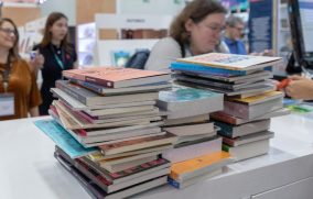 FCE distribuirá 2.5 millones de libros gratuitos en América Latina