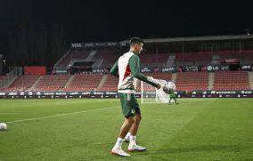 Anota César Montes por tercer juego seguido con el Lokomotiv