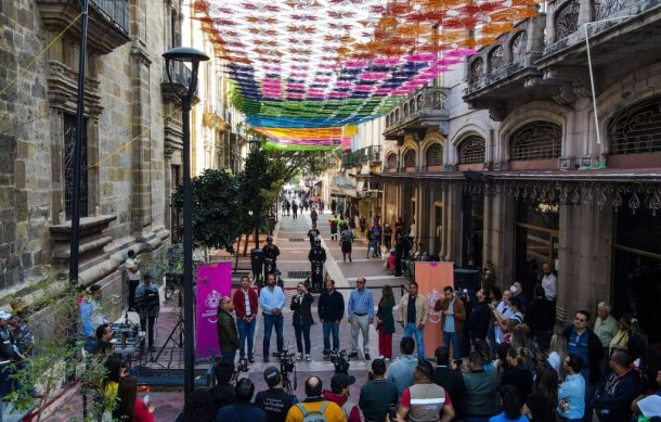 Inauguran cielo tejido para atraer el turismo al Centro Histórico de Guadalajara