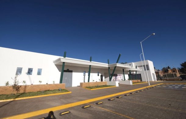 Inauguran hospital del IMSS en Arandas