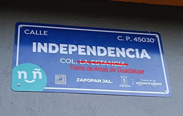 Piden en Zapopan que la gente denuncie los errores en las nuevas placas de calles