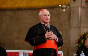 Política y políticos deben servir a la sociedad y no lo contrario: Robles Ortega