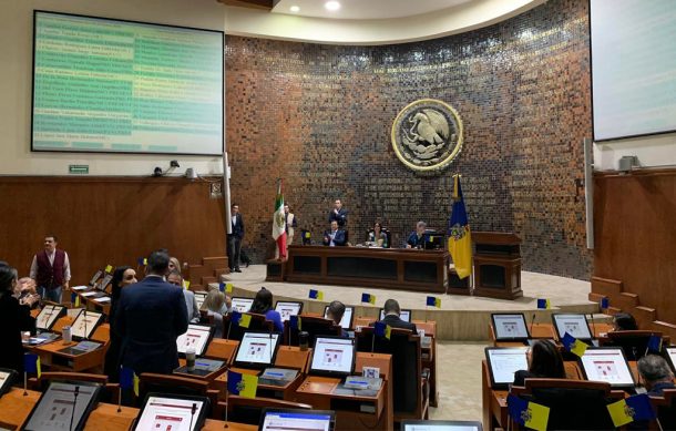 Es inviable despedir a los 600 trabajadores del Congreso de Jalisco: Mara Robles