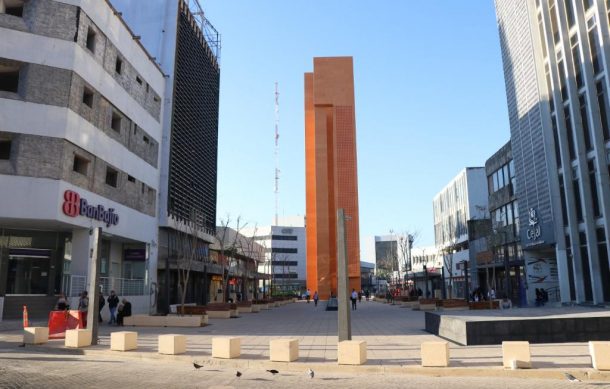 Reconocen que quedan pendientes en la Plaza Luis Barragán