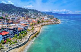 SCJN anula impuesto a extranjeros que arriben a Puerto Vallarta