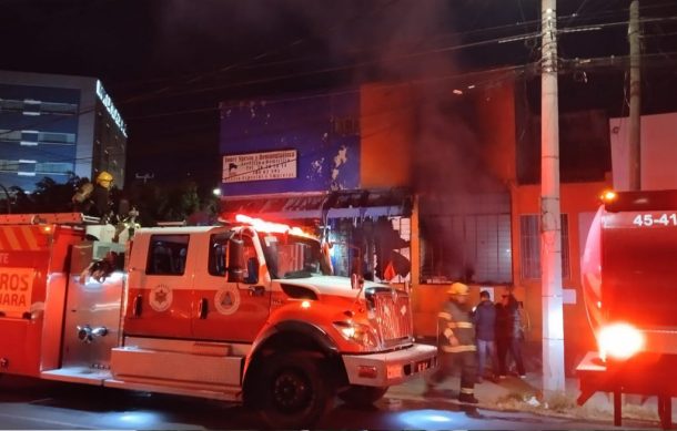Bomberos ocupados atendiendo incendios en la Zona Metropolitana de Guadalajara