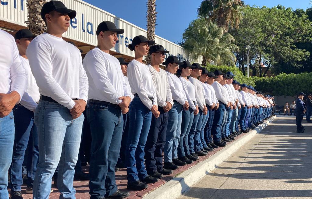 Egresan policías custodios e inician curso policías estatales Notisistema