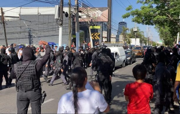 Tras diálogo retiran manifestación en avenida Vallarta