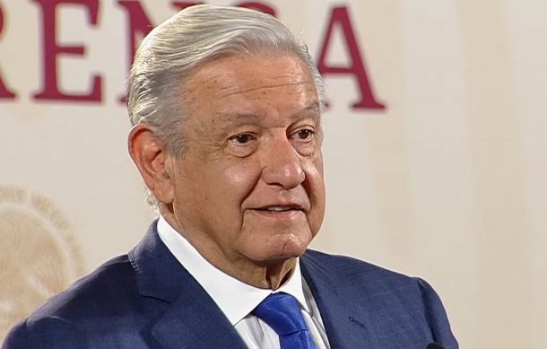 El gobierno y los mexicanos podrían comprar Banamex, dice López Obrador