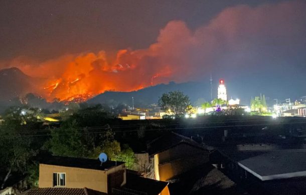 Liquidan incendio en cerros de Mixtlán; hay severos daños medioambientales