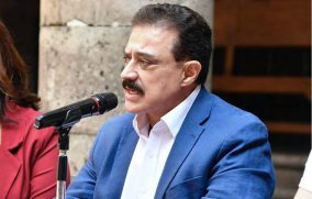 Senador Carlos Lomelí pide ampliar matrícula de la UdeG para evitar rechazados