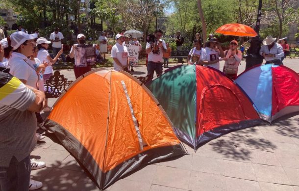 Familiares de desaparecidos instalan plantón en Plaza de Armas
