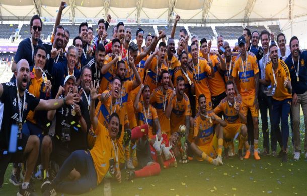 Tigres gana el trofeo de Campeón de Campeones de la Liga MX