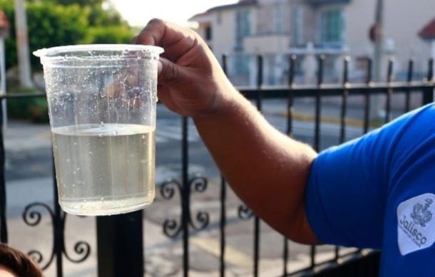 Advierten sobre enfermedades si sigue distribución de agua sucia