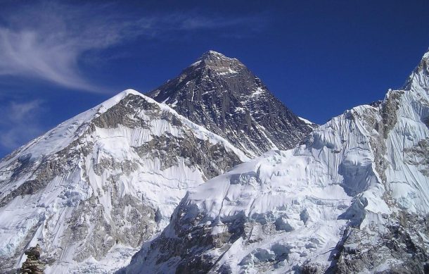 Repatrian cenizas de familia mexicana que murió en el Everest