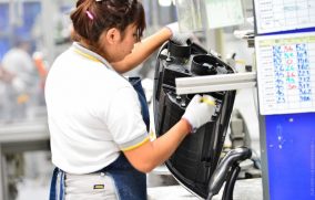 Empleo femenino registra su mejor trimestre en cinco años