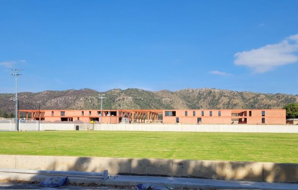 Inauguran la Academia Aga la mejor instalación de futbol del mundo; Mikel Arriola