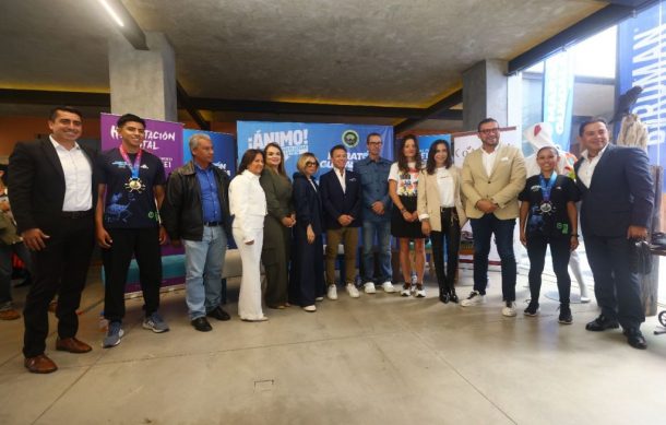 Presentan medalla y playera para Maraton de GDL Notisistema