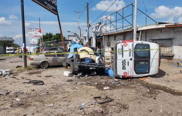 Accidente en San Gabriel deja cuatro personas muertas y 23 lesionadas
