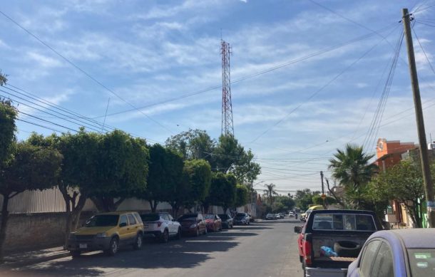 Clausuran antena dentro de escuela en la colonia Santa Rosa
